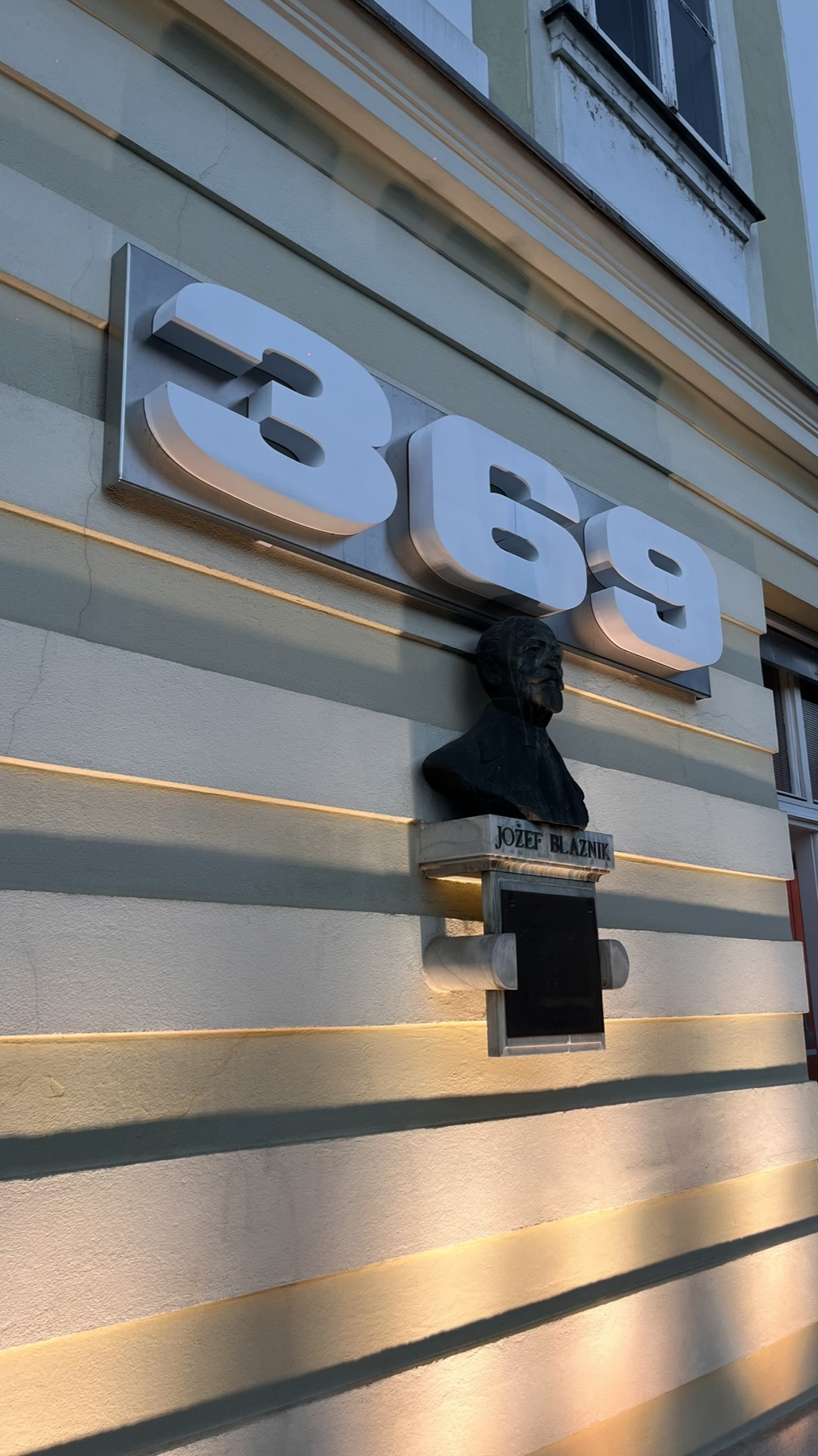 Sip n' Sound — postavitev prostora, 369 Place Ljubljana